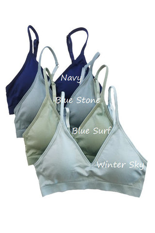 Seamless bra with adjustable straps