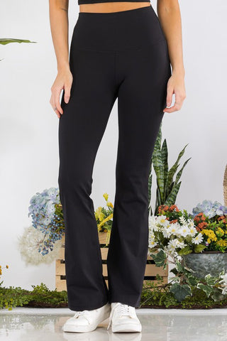 Black yoga pants