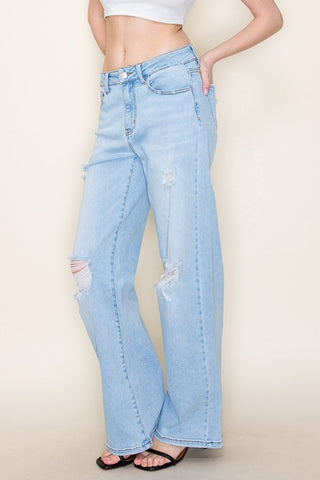 HR light wash distressed jeans