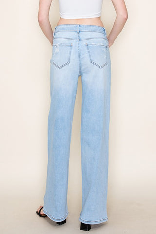 HR light wash distressed jeans