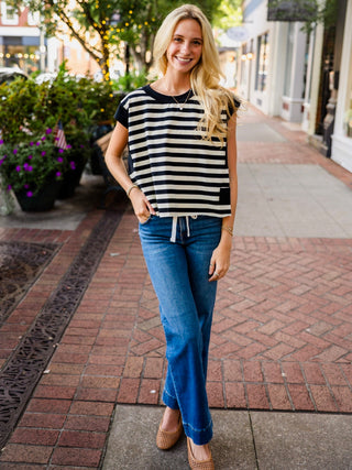 Black & ivory striped sleeveless top