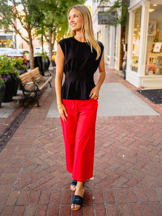Entro Sleeveless pleated top