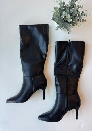 Tall kitten heel boot