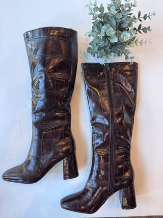 Dark brown print tall boot