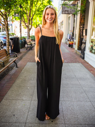 Pleated sleeveless jumpsuit