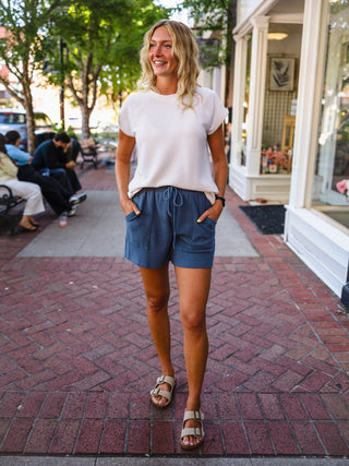 Cloudy knit shorts