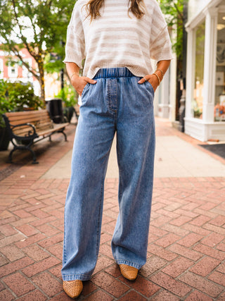 Elastic waist wide leg denim pants