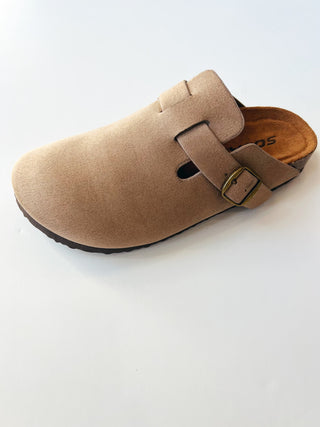 Regis slip on shoe