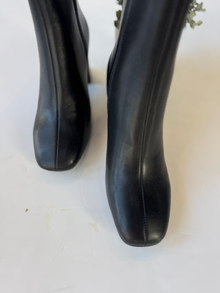 Black square toe bootie