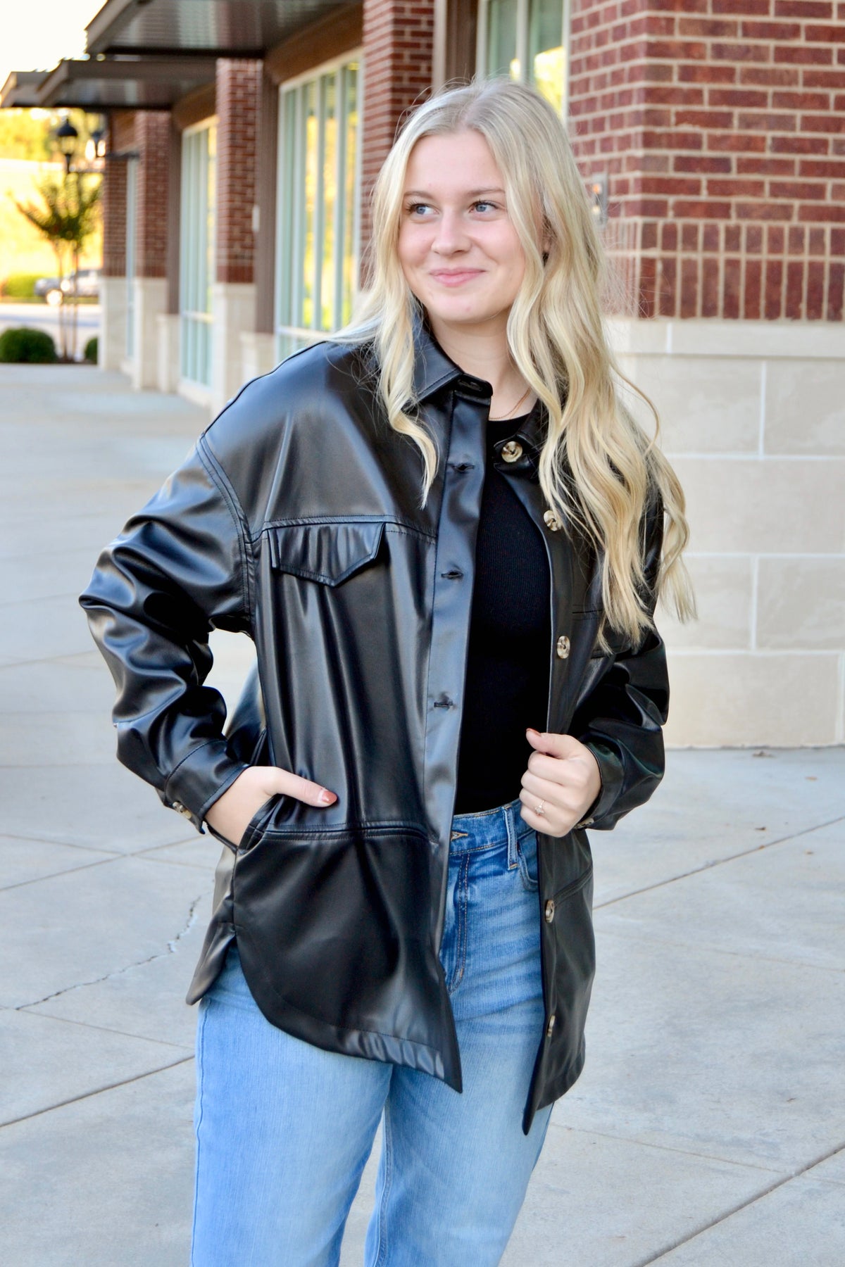 Black faux leather shacket – ImageBoutique