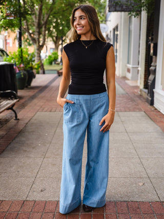 Funnel neck cap sleeve scrunch knit top