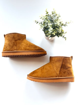 Whiskey short pull on bootie