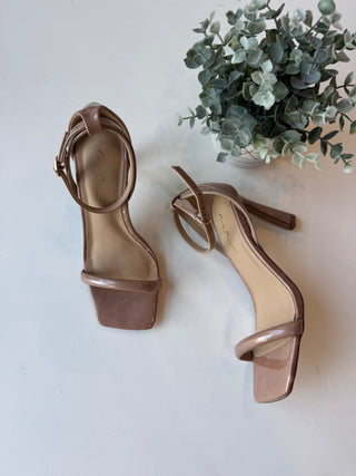 Nude one band adjustable strap heel