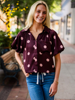 Short puff sleeve polka dot top